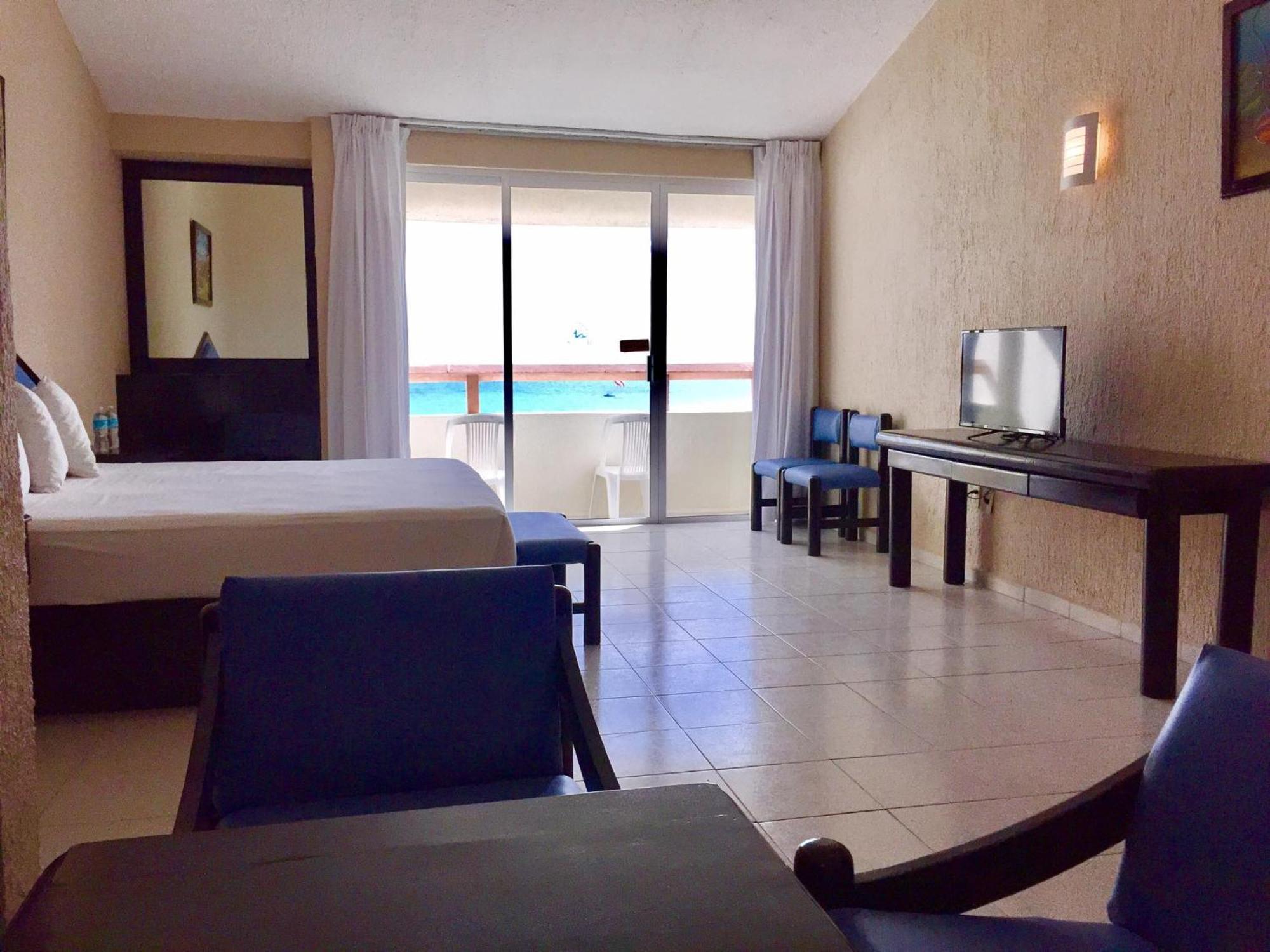 Solymar Hotel All Inclusive Канкун Екстериор снимка